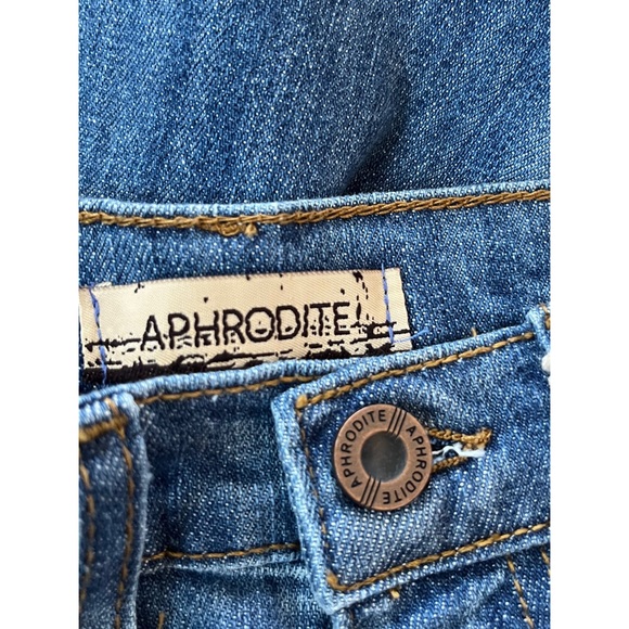 Aphrodite Juniors Distressed Denim  Jeans - Picture 7 of 10
